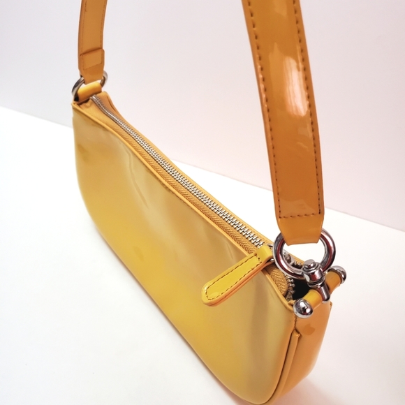 Urban Outfitters - Yellow Patent Baguette Purse - Picture 5 of 8